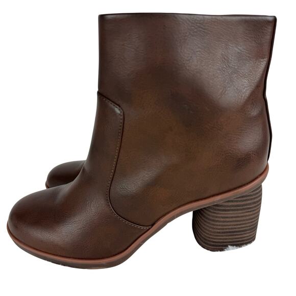 KORKS DESTINY VEGAN LEATHER STACKED HEEL ANKLE BOOTIE IN BROWN NWOB SIZE 9.5M - Picture 7 of 14